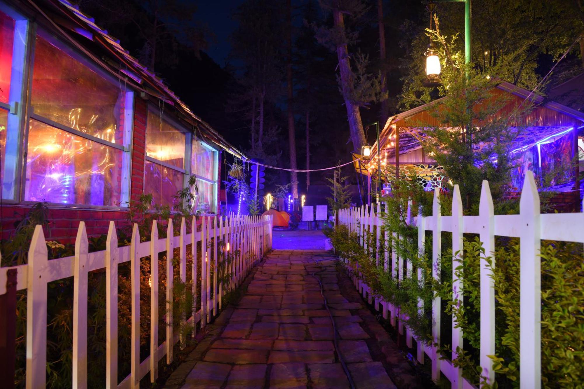 Himtrek Riverside Camps, Kasol Exteriér fotografie