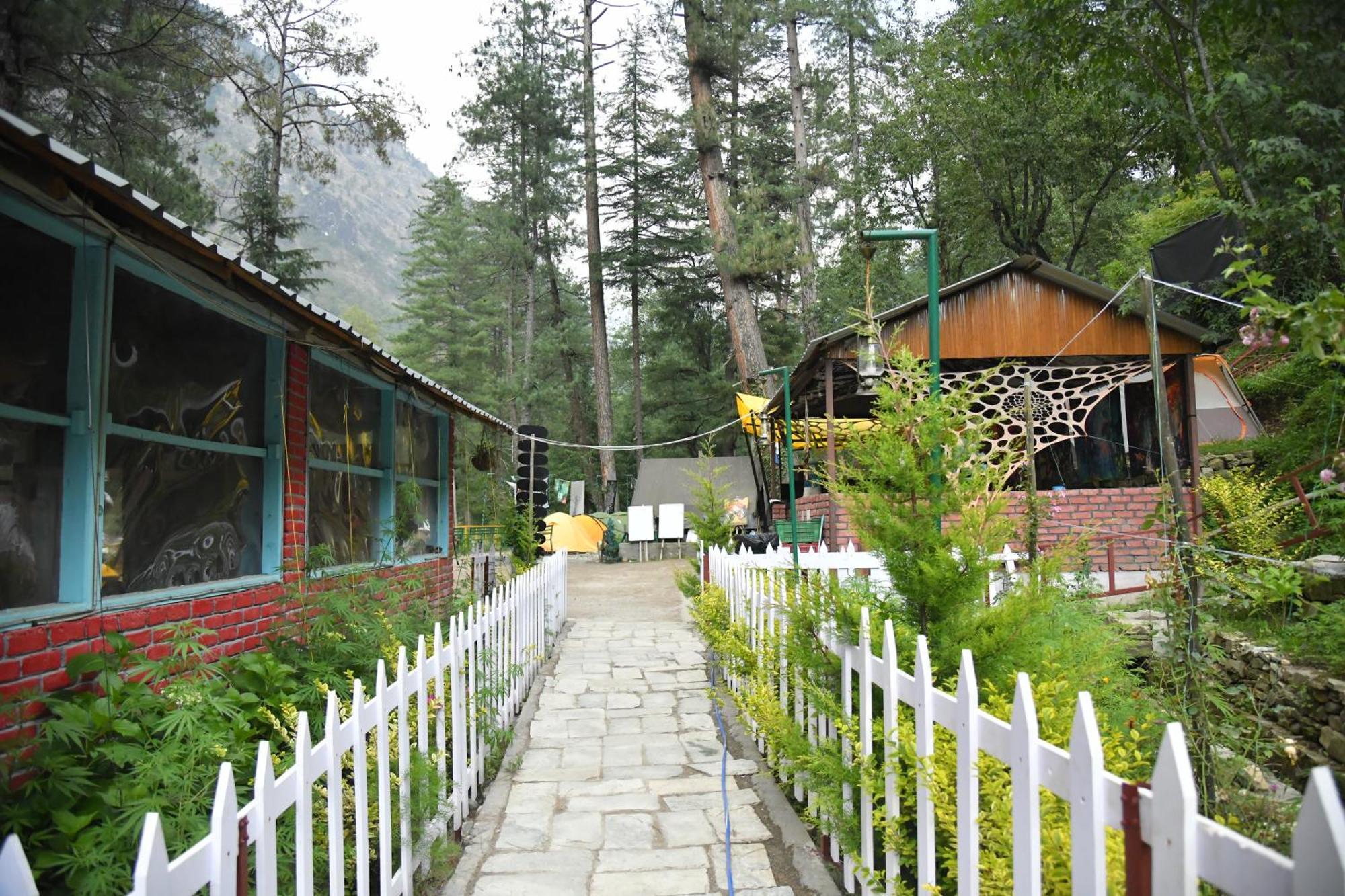 Himtrek Riverside Camps, Kasol Exteriér fotografie